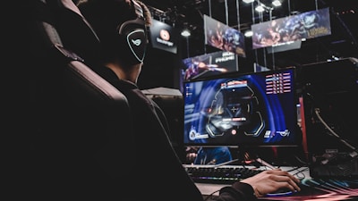 LPL春季总决赛第五局决胜团战高光时刻 - 五杀瞬间